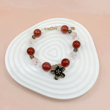 將圖片載入圖庫檢視器 紅草莓晶的花花世界 S925純銀手鍊